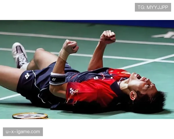 林丹以“永不放弃”精神再成焦点,激励新生代羽球员 林丹以“永不放弃”精神再成焦点,激励新生代羽球员