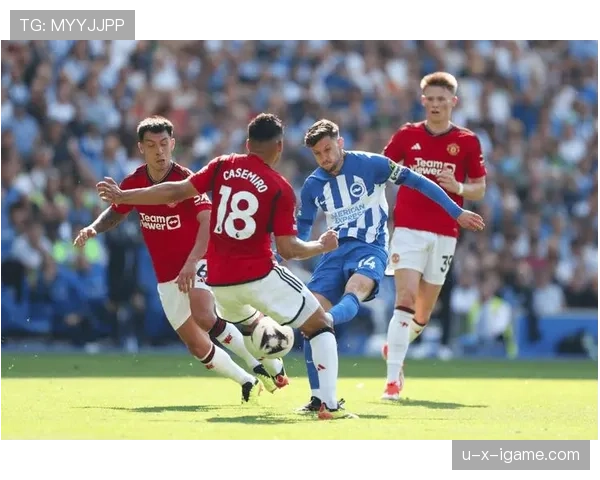 德甲转会窗即将关闭,多支豪门激烈争夺新星引关注 德甲转会窗即将关闭,多支豪门激烈争夺新星引关注