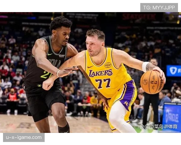 约什史密斯通过多样挡拆拉开防线提升湖人内线攻击效率